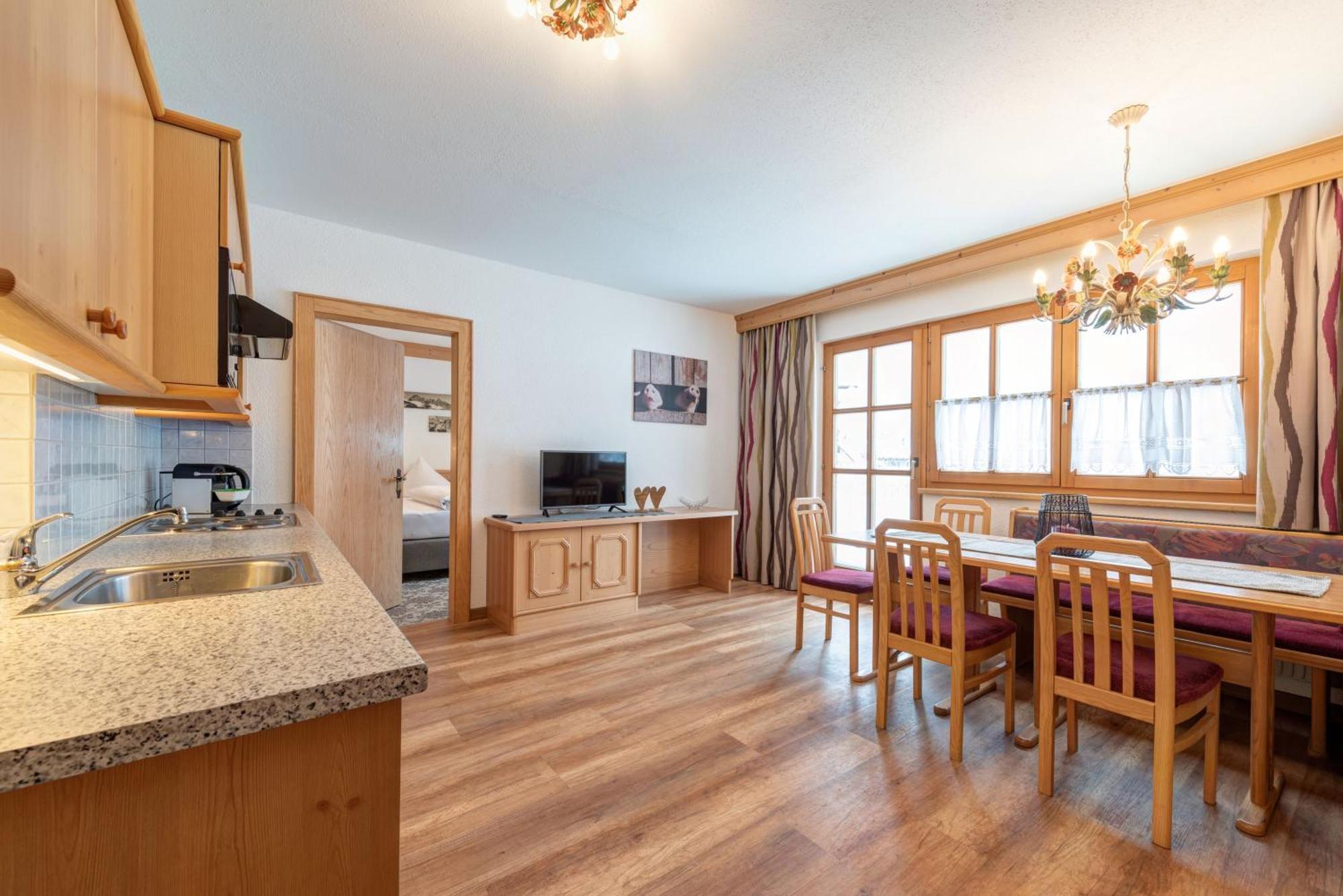 Landhaus Winkl Ишгъл Екстериор снимка